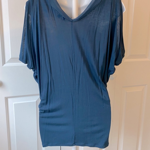 Gap Ruffle Top - Picture 4 of 8